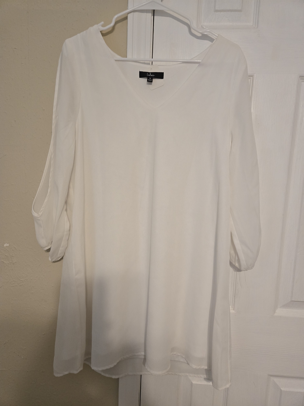 Lulu's Cream V-Neck Chiffon Tunic Blouse
